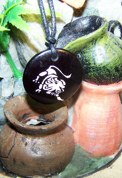 collier en os de bovin signe zodiaque