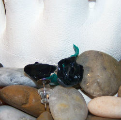 parure rose noire barette, collier, bague et boucles d'oreilles